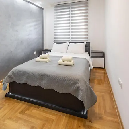 Bella With Free Parking * 诺威萨