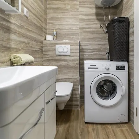 Bella With Free Parking 公寓