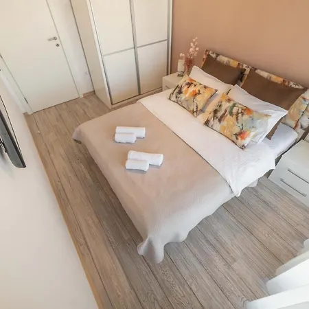 Bella With Free Parking 公寓 *