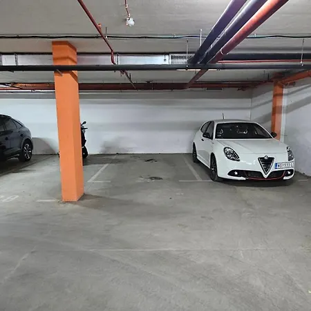 Bella With Free Parking 公寓