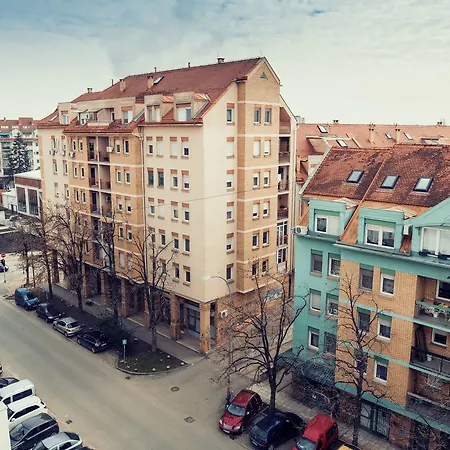 公寓 Bella With Free Parking *